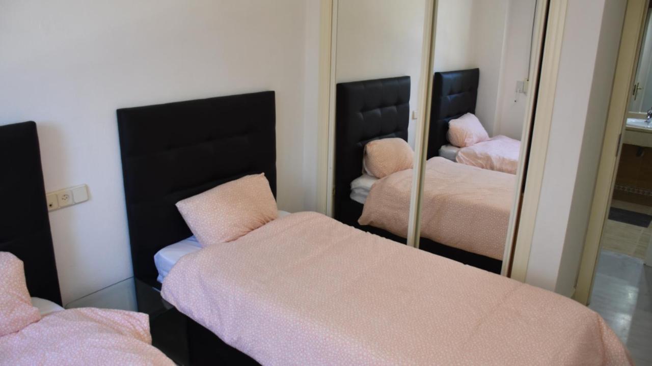 Dama Boutique Apt Марбелья Экстерьер фото